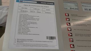 Das Projekt „Virtueller Schauraum“ beschränkt sich bislang auf das Gebrauchtwagenkonzept Approved. Das wichtigste Element sind elektronische Preisschilder.  (Foto: Mauritz)