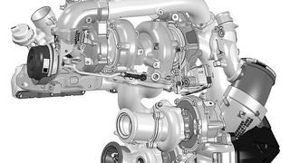 Vier Turbolader an einem Motor – da wird die Fehlersuche kompliziert. (Borg-Warner)