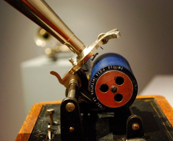  (Edison-„Blue Amberol“-Walze. / AlejandroLinaresGarcia / CC BY-SA 3.0)