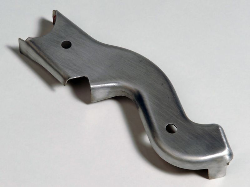 Bauteil mit durchlaufenden Randabstellungen  (Bild: Stolfig)