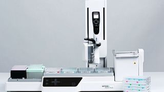 Assist-Plus-Pipettierroboter mit D-One-Modul für Hit Picking (Bild: Integra Biosciences)