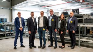 Von links: Thomas Kaps (Bereichsleiter Logistik Diesel Technic), Dr.-Ing. Steffen Vondran (Vorsitzender/CEO Diesel Technic), Heiko Süss (Vice President Wholesale Knapp), Frank Kraus (Senior Sales Manager Knapp Deutschland), Verena Stierschneider (Sales Manager Wholesale Knapp) und Axel Kosfeld (Logistikberater von Vialog).  (Bild: Diesel Technic)