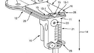 Medizinisches Spreizmesswerkzeug, das Spreizmesswerkzeug umfassender Instrumentensatz (Bild: Aesculap/DPMA)
