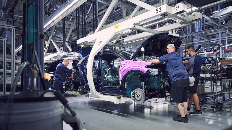 Um den Auftragsstau abzubauen und zugleich das Stammwerk in Zwickau zu entlasten, hat VW jetzt die Fabrik in Chattanooga erweitert. (Bild: VW)