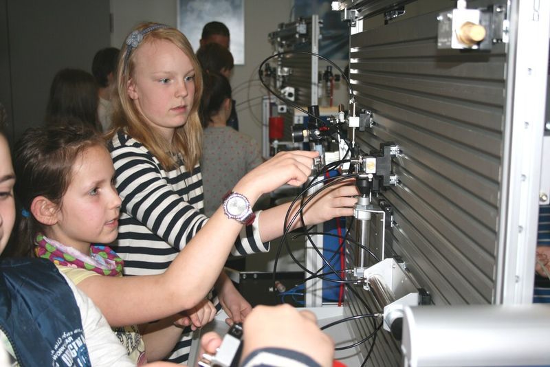 Girls’ Day in Laatzen. (Bild: Bosch Rexroth)