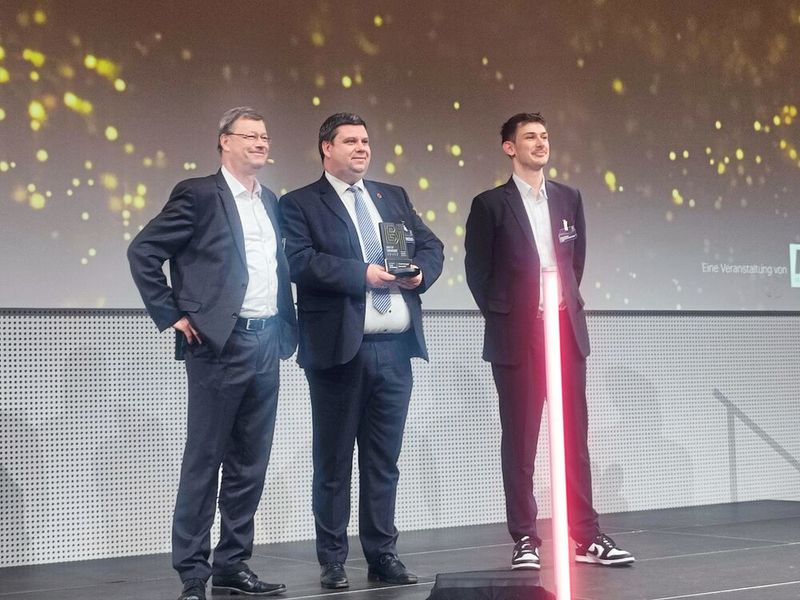 ...der Firma Primetals Technologies, deren Central Operation Cockpit das Publikum überzeugte. (Bild: PROCESS/Stephan)