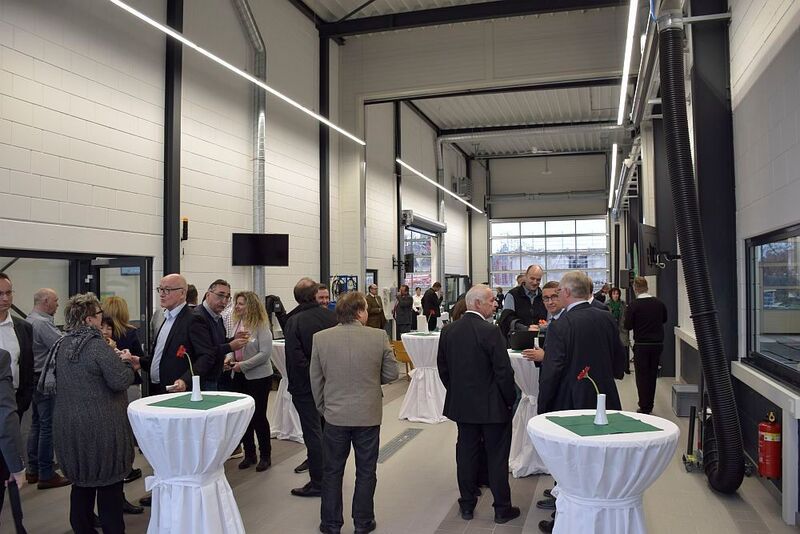 Die Prüfstraßen sind etwas breiter gebaut als üblich, um ausreichend Platz für die Ausbildung zu bieten. (Rosenow/»kfz-betrieb«)