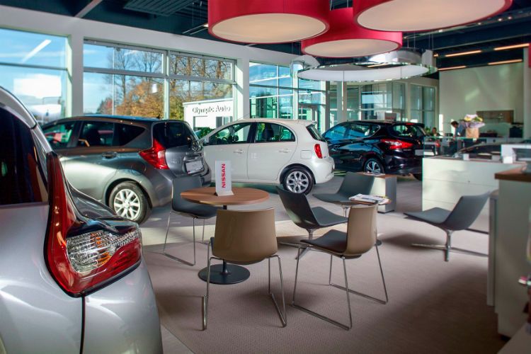 Der 350 Quadratmeter umfassende Showroom bietet ausreichend Platz zur Präsentation der aktuellen Modellreihe. (Nissan)