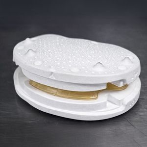 Individuell anpassbares metallfreies Wirbelsäulenimplantat Evoflex von Nivalon, hergestellt mit der XJet Nanoparticle-Jetting-Lösung(Bild:  Nivalon Medical)