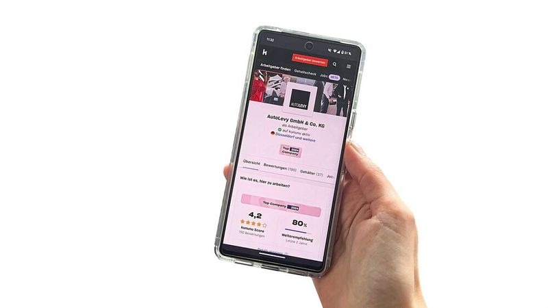 Arbeitgeber- Bewertungsplattformen sind  vielfach der erste Kontakt von Bewerbern zu ihrem potenziellen Arbeitgeber.(Bild:  Mauritz – VCG)