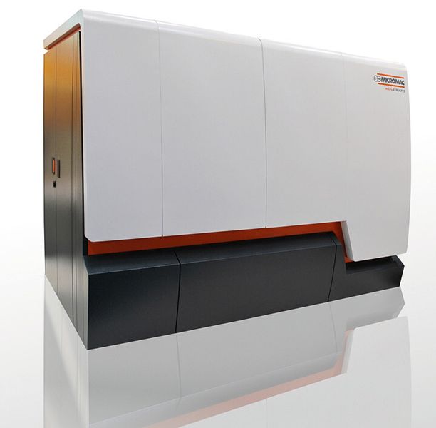 Anlage der Firma 3D-Micromac mit Ultrakurzpuls-Laser als Versuchsobjekt. (Bild: ULT)