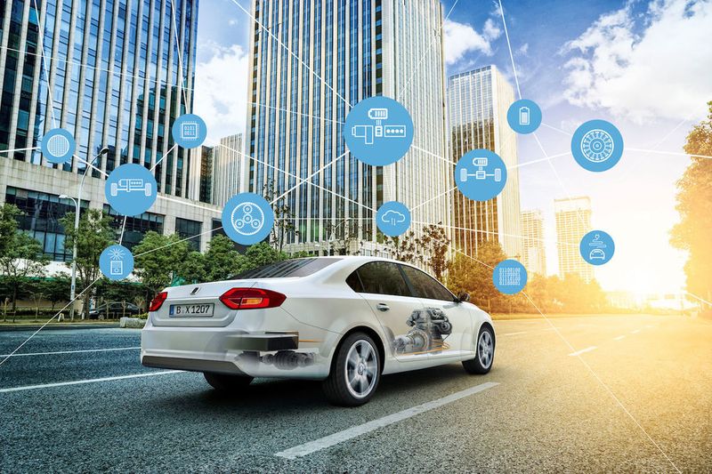 In der neuen Testumgebung im DFKI in Kaiserslautern werden spezielle Analysemethoden der Künstlichen Intelligenz für den Einsatz in Prüfverfahren in der Automobilentwicklung erforscht und entwickelt. (IAV)