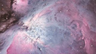 Der Orionnebel ist rund 1.500 Lichtjahre von der Erde entfernt – aufgenommen wurde das Bild in der Sternwarte Weikersheim. 
 (Jens Hackmann)