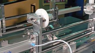 Durch flexible Aufspannmöglichkeiten wird ein präzises Ergebnis bei Winkeln, Rohren und anderen Komponenten ermöglicht. (Bild: Pries)