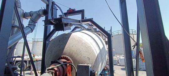 Feuchte Flugaschen haften an der Innenwand der Drehtrommel. Dadurch sind regelmäßige Reinigungsmaßnahmen erforderlich.(Bild:  Singold Gerätetechnik)