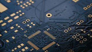 Die KI bereitet die Produktdaten effizient auf und erlaubt es so, die wichtigsten Kontaktpunkte herauszufiltern. (Bild: frei lizenziert)