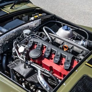 Die 2,5-Liter-Maschine von Audi leistet im JD70 309 kW/421 PS bei 520 Newtonmeter Drehmoment.(Bild:  Donkervoort)