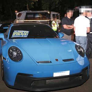 Der Fahrer dieses Porsche 911 GT3 musste erst einmal Rede und Antwort stehen.(Bild:  Metropolitan Police London)