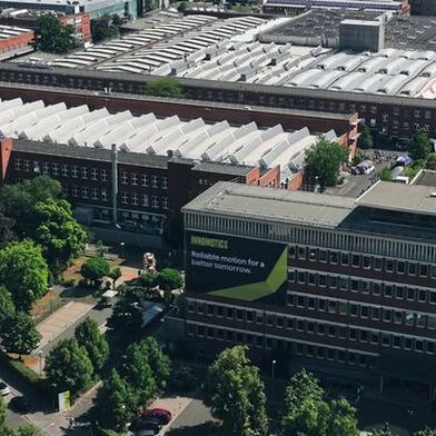 Die HV-M-Motoren von Innomotics für die größte industrielle Wärmepumpe der Welt werden im Nürnberger Werk gebaut. (Bild: Innomotics)