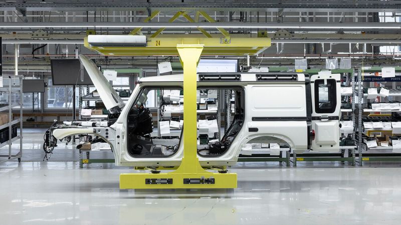 Die Produktionsbänder der ehemaligen Smart-Fabrik in Hambach sind an den Grenadier angepasst. (Ineos Automotive)