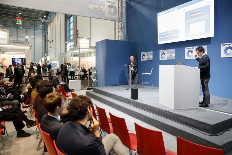 Das Compamed High-Tech Forum findet in diesem Jahr in Halle 13 statt. (Messe Düsseldorf/ctillmann)