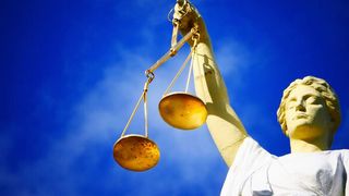 Der Bitkom fordert Klarheit zu den vielen offenen Datenschutz-Fragen beim Einsatz der Blockchain in Deutschland. (gemeinfrei)