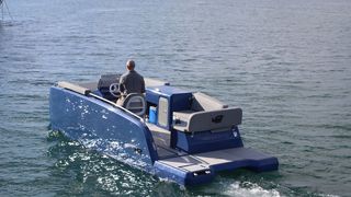 Der 6 Meter lange, monolithische Katamaran ist erste funktionsfähige addtiv gefertigte für freie Gewässer. (Bild: Caracol)