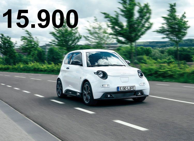 kostet das E-Auto der E.Go Mobile AG, die jetzt mit der Produktion begonnen hat. Der E.Go Life ist ein besonders günstiges elektrisches Stadtauto. Die Basisversion mit 20 kW schafft somit eine reale Reichweite von 104 km, erreicht eine Höchstgeschwindigkeit von 116 km/h und beschleunigt von 0 auf 50 km/h in 7,7 s. Das E-Auto gibt es gegen Aufpreis auch in höheren Leistungsklassen.  ( E.Go Mobile AG)