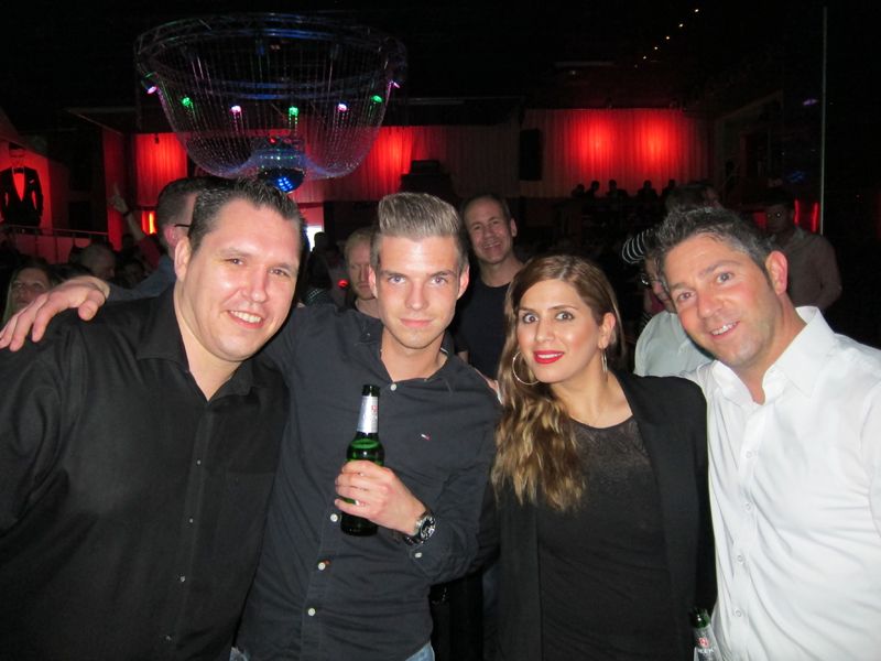 (v. l.) Berthold Burkhardt, Microsoft, Sebastian Oehl, Mr. Byte, Mona Tarimizad und Torsten Dieterich, Microsoft  (Bild: IT-BUSINESS)