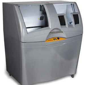 2 RAC Farbdrucker ZPrinter 450: Die Lösung: Einsatz des ZPrinters 450 zum Drucken von Prototypen auf Abruf. Das Ergebnis – Deutliche Senkung der Kosten für die Prototyperstellung und kürzere Herstellungszeit.