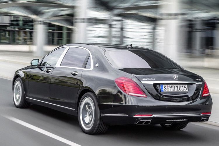 Das Achtzylinder-Biturbo-Aggregat im mindestens 134.050 Euro teuren Mercedes-Maybach S500 schöpft aus 4,7 Litern Hubraum 335 kW/455 PS. (Foto: Daimler)