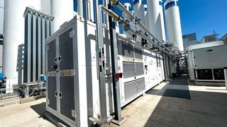 Linde unterstützt mit dieser neuen Anlage den Halbleiterhersteller Infineon Austria in Villach in Sachen umweltschonende Produktion ... (Bild: Linde)