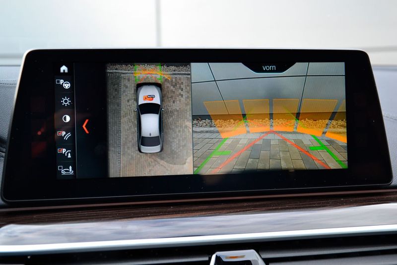 Front- und Rundumkameras sowie … (Michel / »kfz-betrieb«)