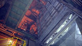 Mit einem so genannten Rekuperator (Wärmetauscher) nutzt GF Automotive schon seit Jahren einen gewissen Teil der Abwärme des Ofens für betriebsinterne Prozesse: etwa zur Gebäudeheizung und Warmwasserbereitung. (Archiv: Vogel Business Media)