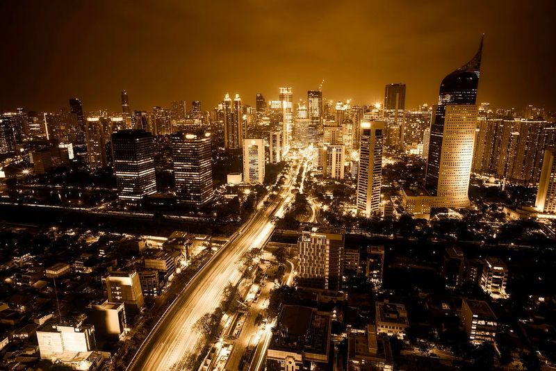 „PetaJakarta“ ist ein anwendungsorientiertes Forschungsprojekt. Auf der Plattform können die 28 Millionen Einwohner Jakartas – einer Stadt, die häufig von Flutkatastrophen heimgesucht wird – Hochwasserinformationen in Echtzeit austauschen. Community-Mitglieder liefern den Forschern über ihre mobilen Geräte Daten, auf deren Basis wesentlich genauere Prognosen möglich sind. (Pixabay)