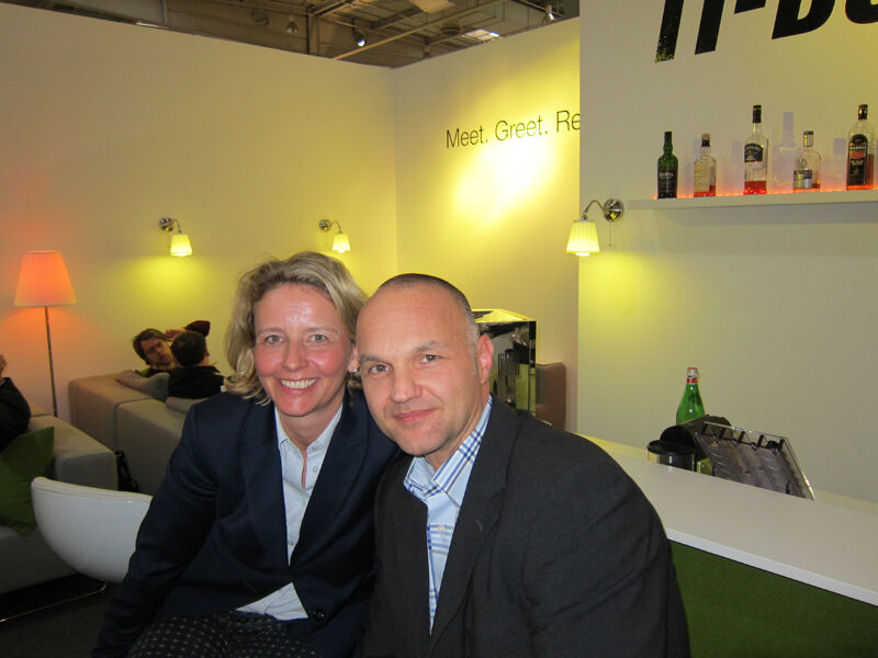 Stephanie Steen, IT-BUSINESS, mit Michael Vorberger, LG (Bild: IT-BUSINESS)