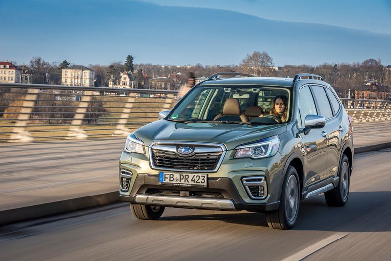 Der Forester ist in der jüngsten Generation geringfügig auf 4,63 Meter gewachsen. Der Forester ist in der jüngsten Generation geringfügig auf 4,63 Meter gewachsen.