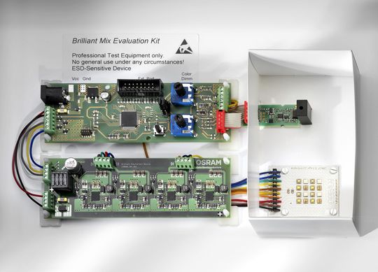 Universaler LED-Controller, der modular aufgebaut ist: Controllereinheit, Treiber und Sensor sind separate Bauteile(Osram Opto Semiconductor)