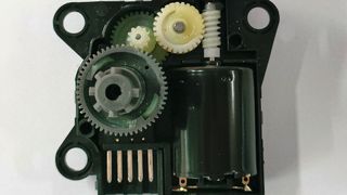 Aktuator Klimaklappenverstellung (HVAC) in E-Fahrzeug  (Bild: Sintertechnik)