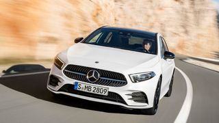 Die neue A-Klasse von Mercedes in der Farbe weiß. (Daimler AG)