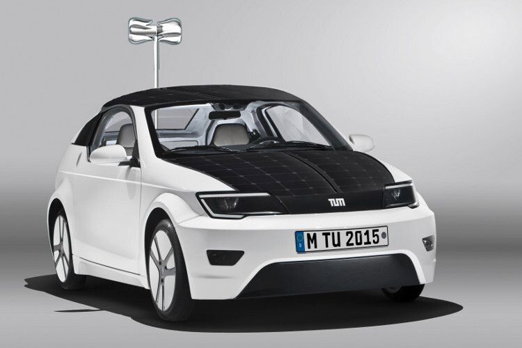 Auch der Mute der TU München soll seine Energie selbst produzieren. Die Forscher experimentieren noch mit verschiedenen Windradturbinen. (Foto: TU München/Schmidt)