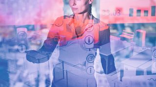 Am Fraunhofer-Gemeinschaftsstand sehen die HMI-Besucher ein Miniatur-Presswerk, das als Projektionsfläche dient: Mit Hilfe eines Tablet-Computers werden auf dem Bildschirm virtuelle Informationen über dem Modell eingeblendet. (Bild: Fraunhofer IWU/ Ronald Bonss)