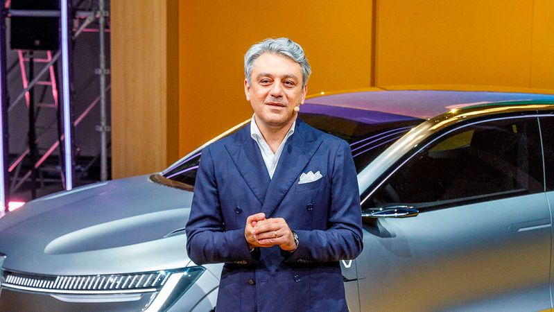 Renault-Chef Luca de Meo hat das Aus der Gespräche mit VW über ein günstiges E-Auto bestätigt.(Bild:  Renault)