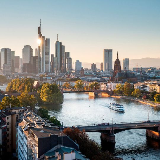 Frankfurt hat die größte Dichte an Rechenzentren von ganz Deutschland.(Bild:  gemeinfrei /  Pixabay)