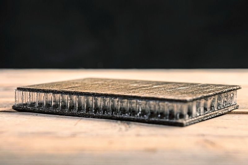 Rostprobleme wird der Luca kaum haben, denn der eingesetzte Verbundwerkstoff besteht aus Plastik und Flachs. (TU Ecomotive)