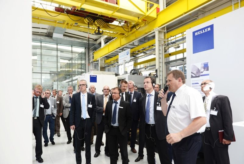 Der Lieferantentag beinhaltete auch eine Werksbsichtigung. (Bild: Heller)