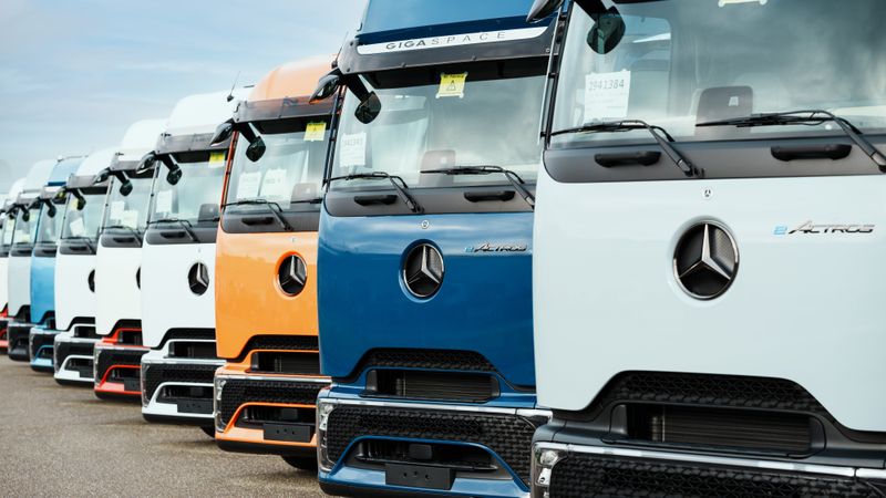 Mercedes-Benz Trucks hat die ersten E-Actros 600 ausgeliefert.(Bild:  Daimler Truck)