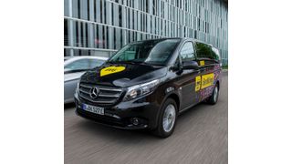 Der Elektro-Fahrzeug-Anteil beim BerlKönig liegt bei etwa 50 Prozent und soll weiter ausgebaut werden. (© Daimler AG)