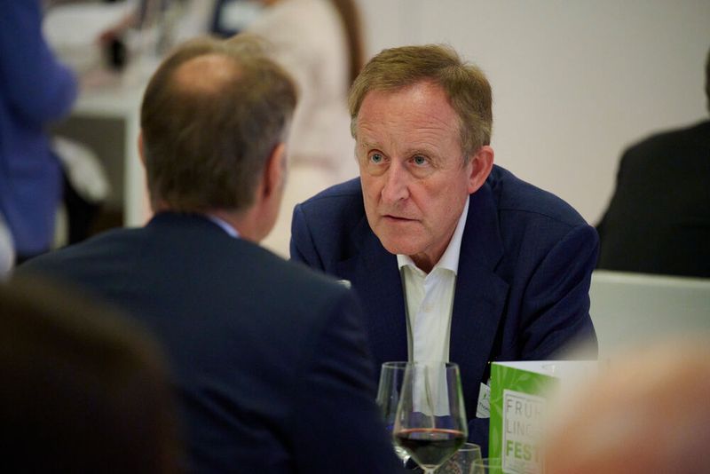 Impressionen vom ELEKTRONIKPRAXIS Frühlingsfest 2023 im Ketterer Kunst mit der Verabschiedung von Johann Wiesböck.  (Bild: © EYE AM CHRIS)