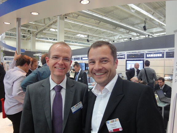 (v.l.) Andreas Triller, Samsung Electronics, und Christian Seidl (Archiv: Vogel Business Media)